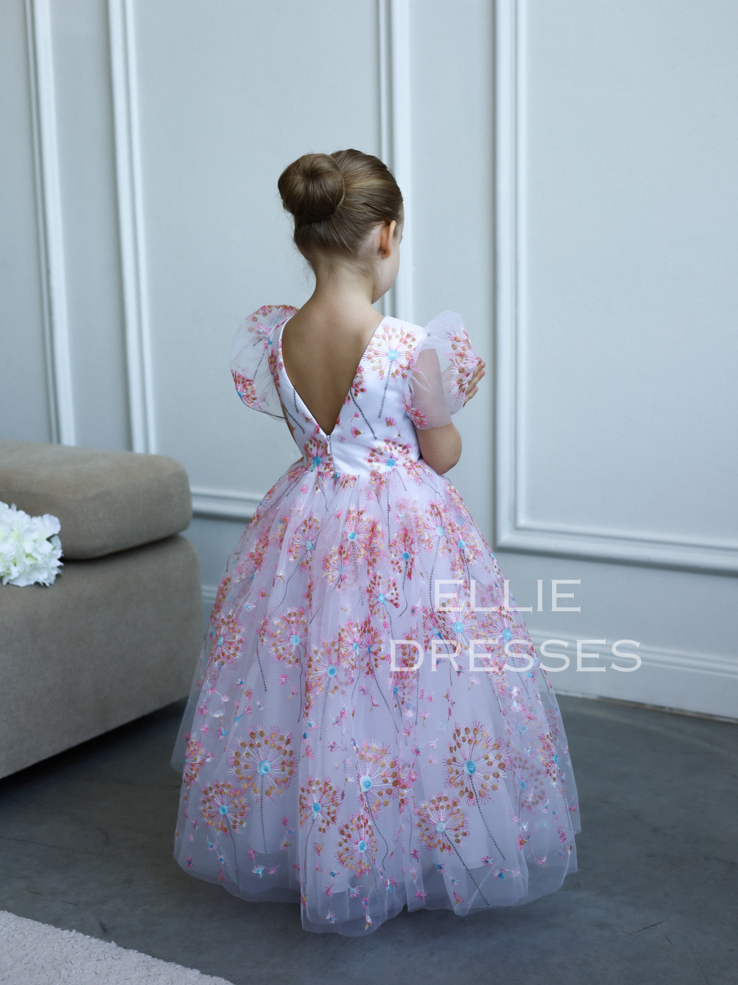NEW! Pink dress with dandelions