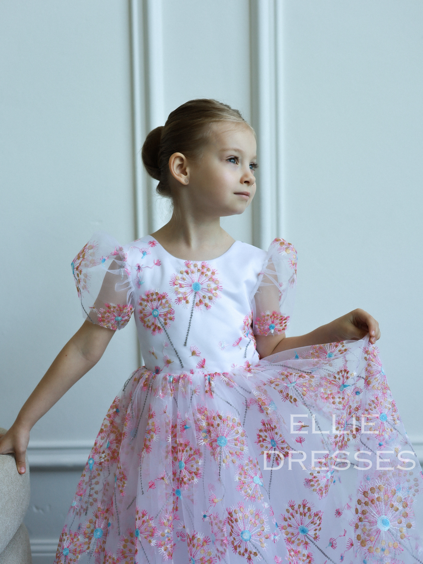 NEW! Pink dress with dandelions