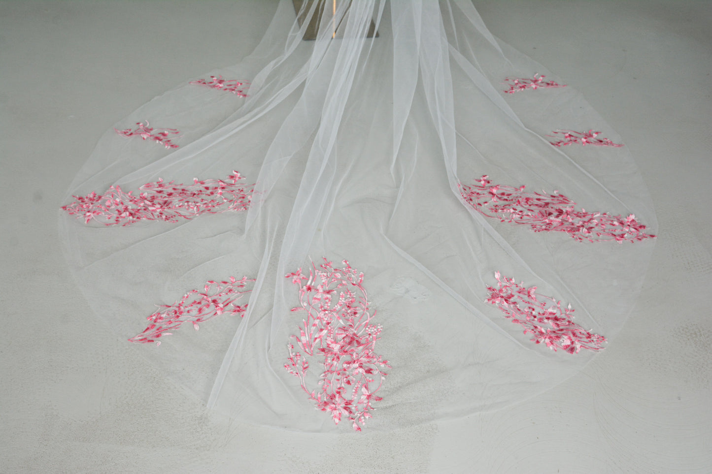 PINK FLORAL VEIL