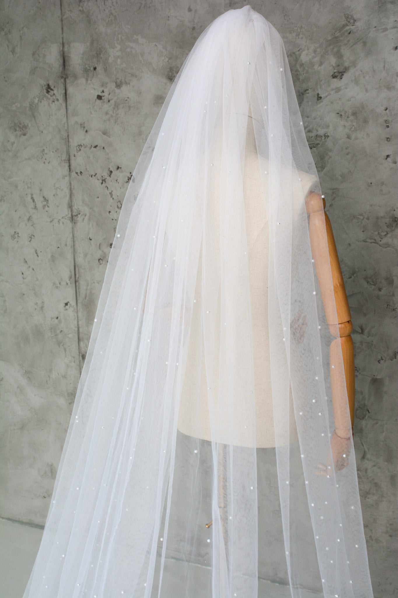 PEARL BRIDE VEIL