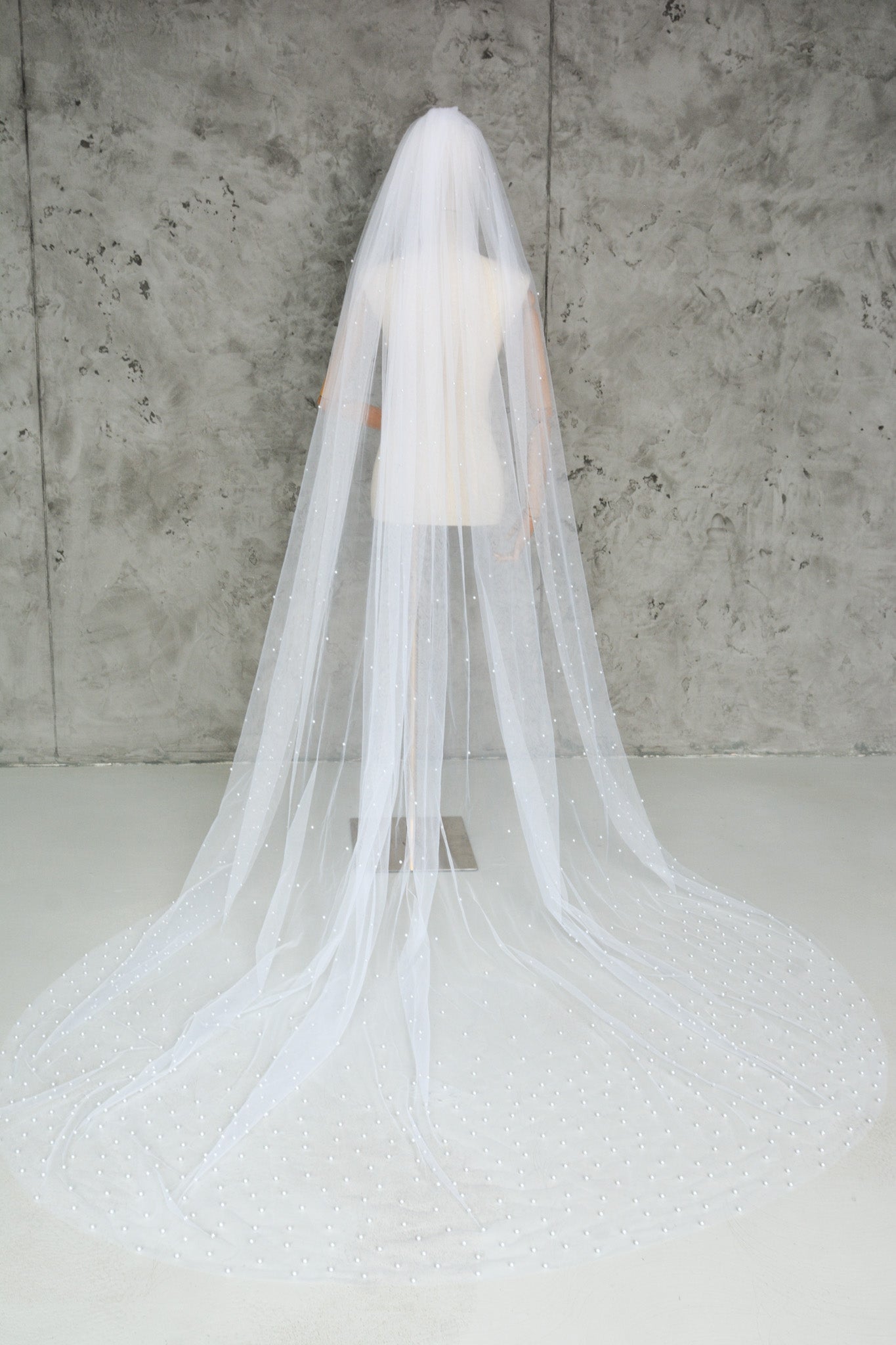 PEARL BRIDE VEIL