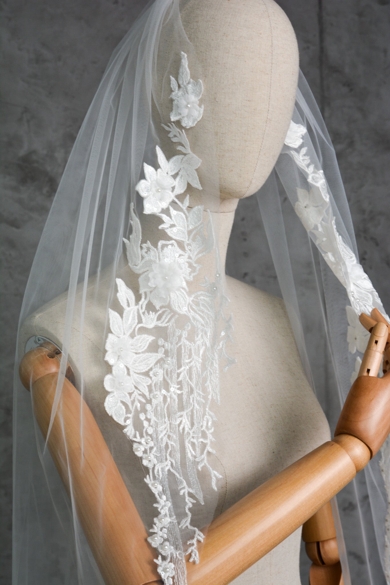 FLORAL WEDDING VEIL