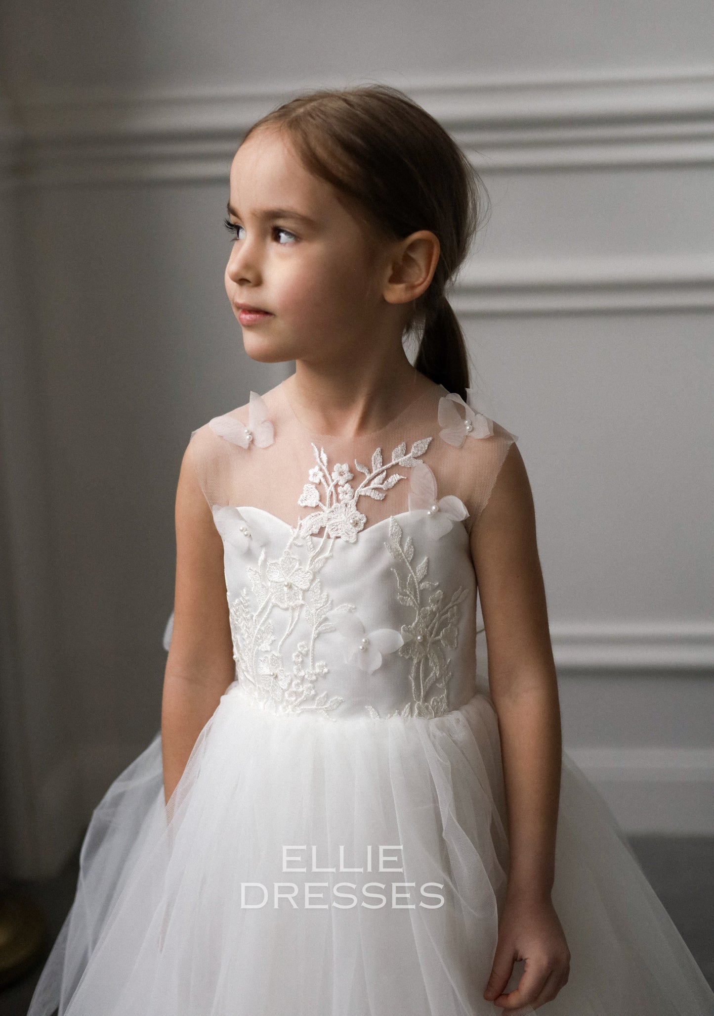 NEW! Girl dress with butterflies