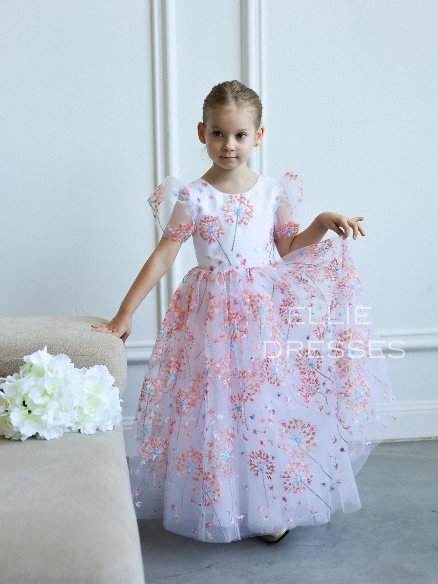 NEW! Pink dress with dandelions