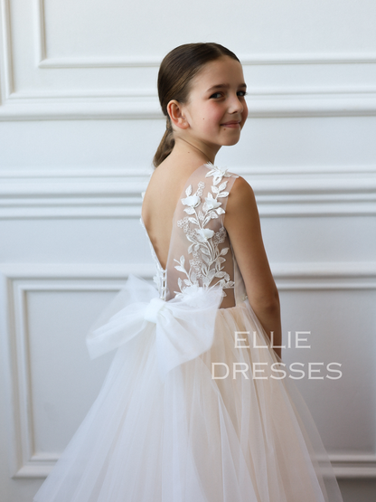 Dress with floral lace