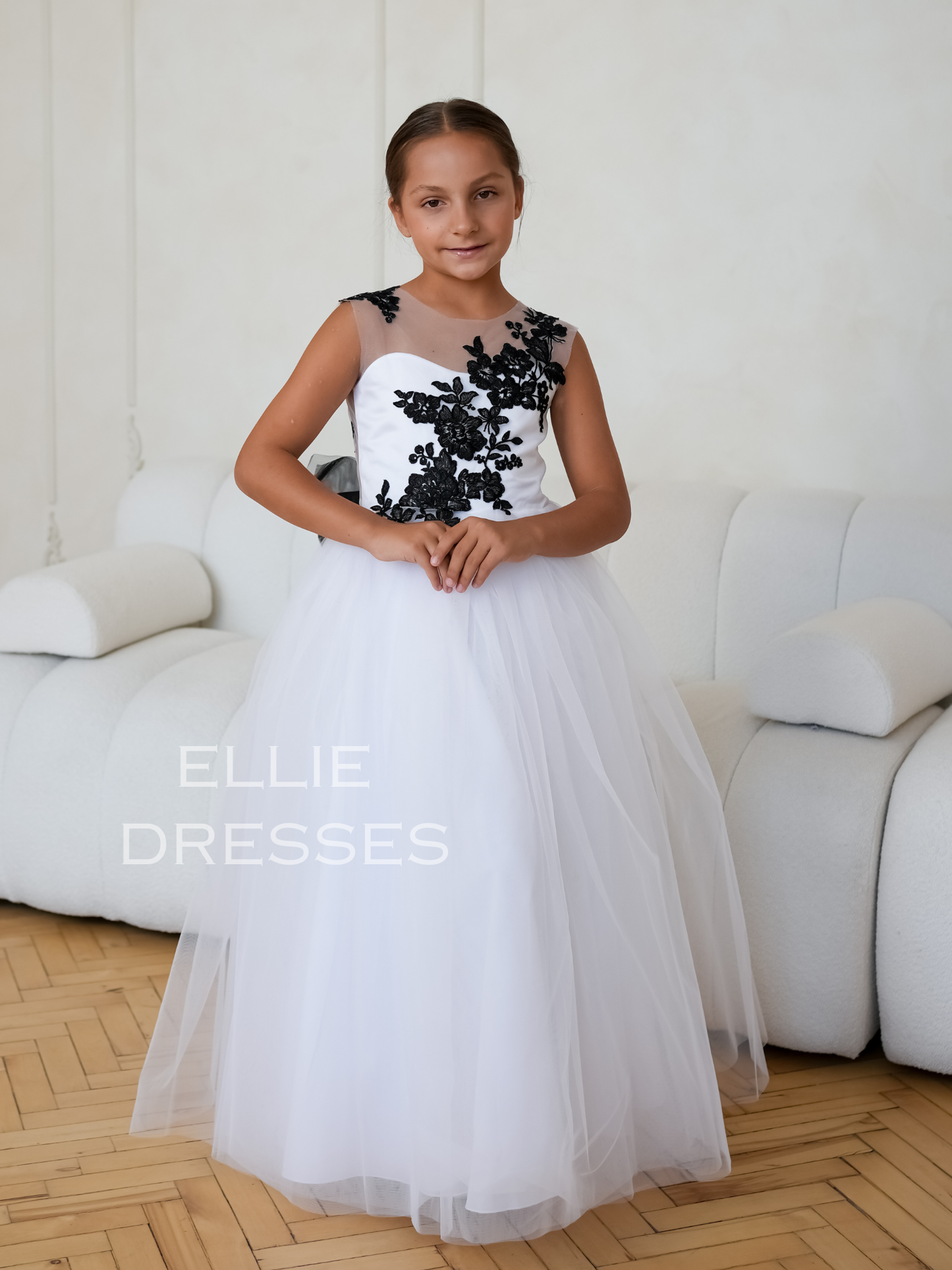 Girl Dress with black lace