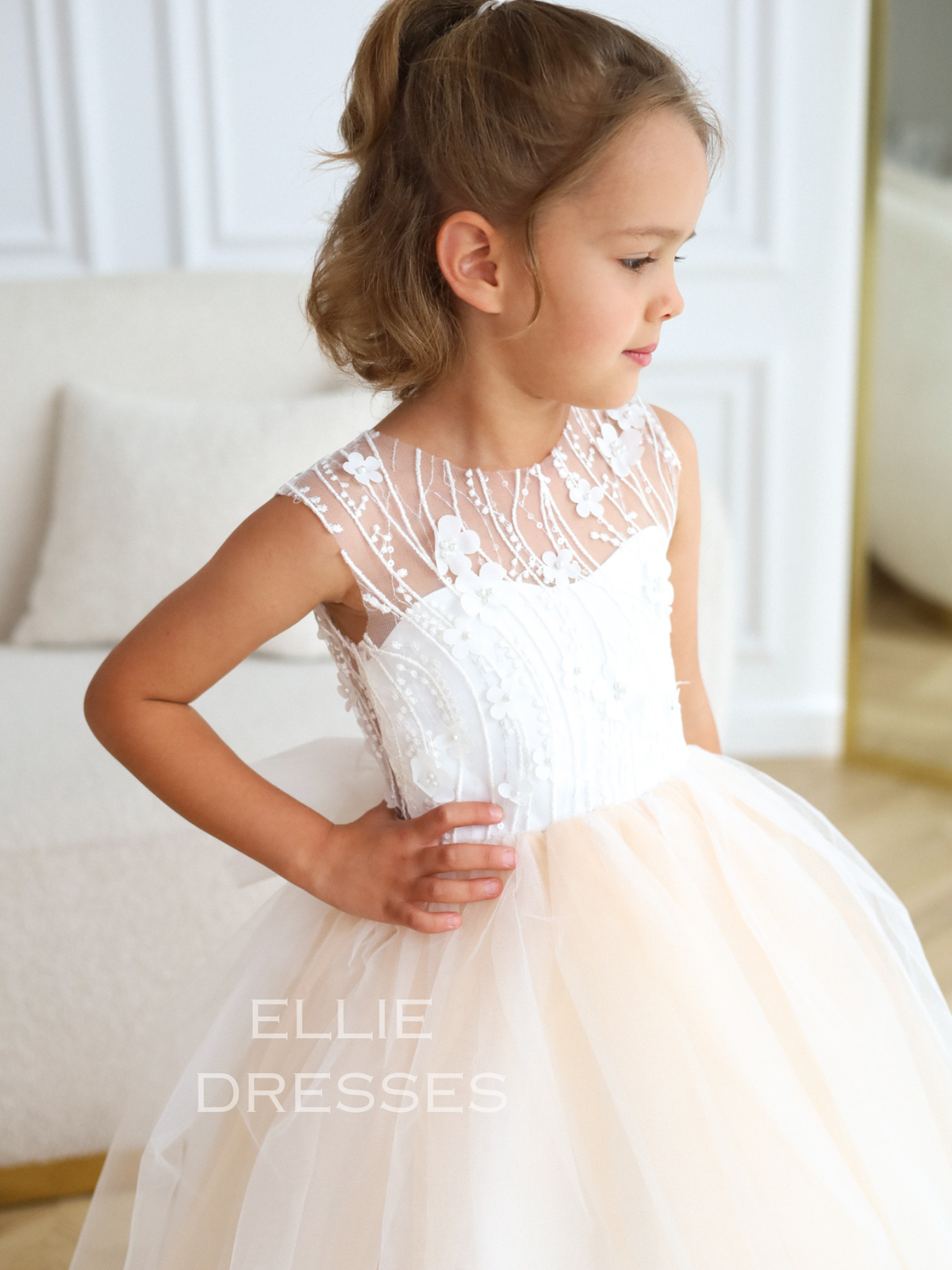 NEW!!  Simple Lace Dress l17