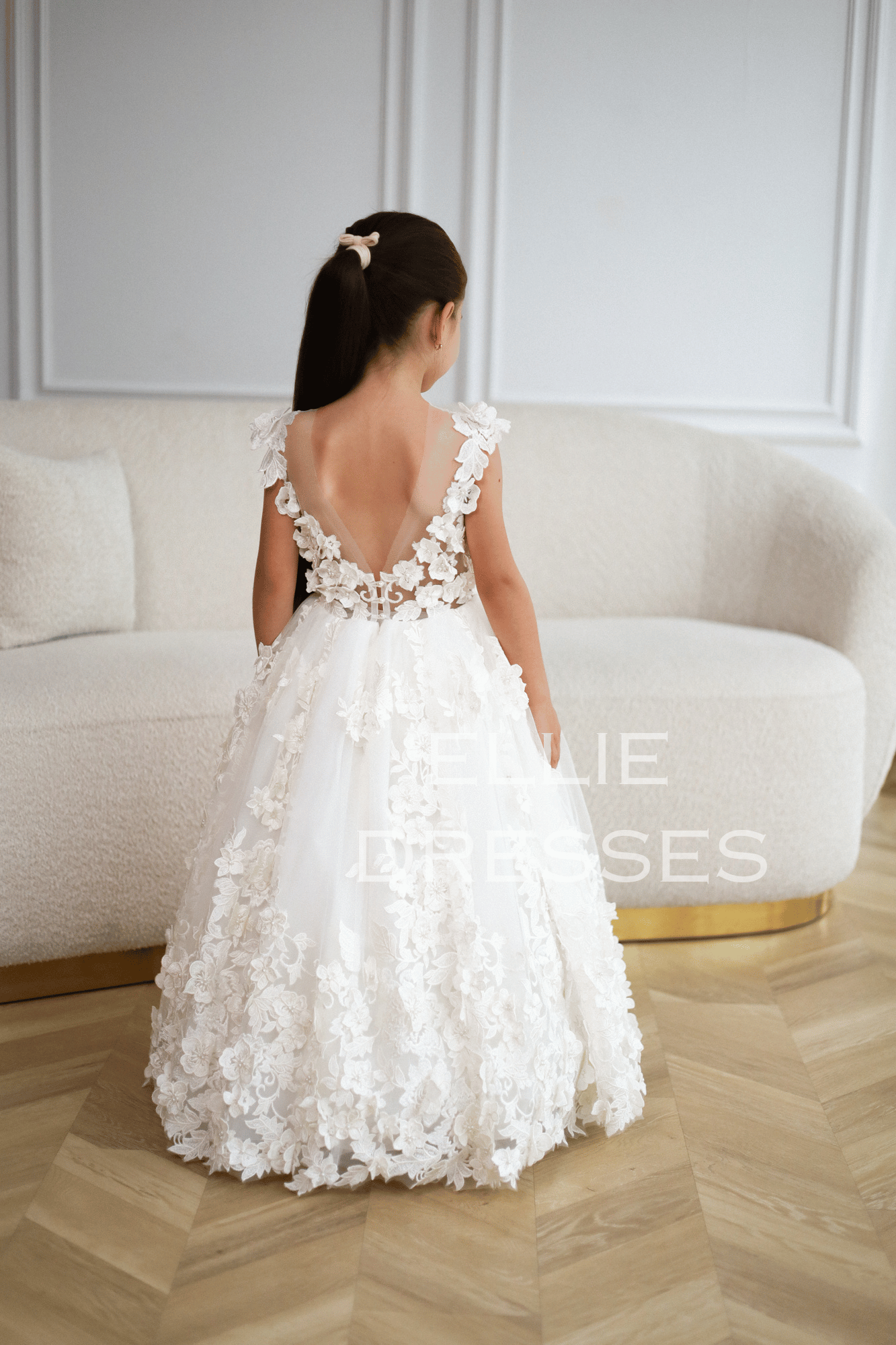 Elegant Lace Gown 3 Years / White Elegant Lace Gown 3 Years / White