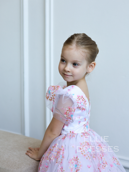 NEW! Pink dress with dandelions