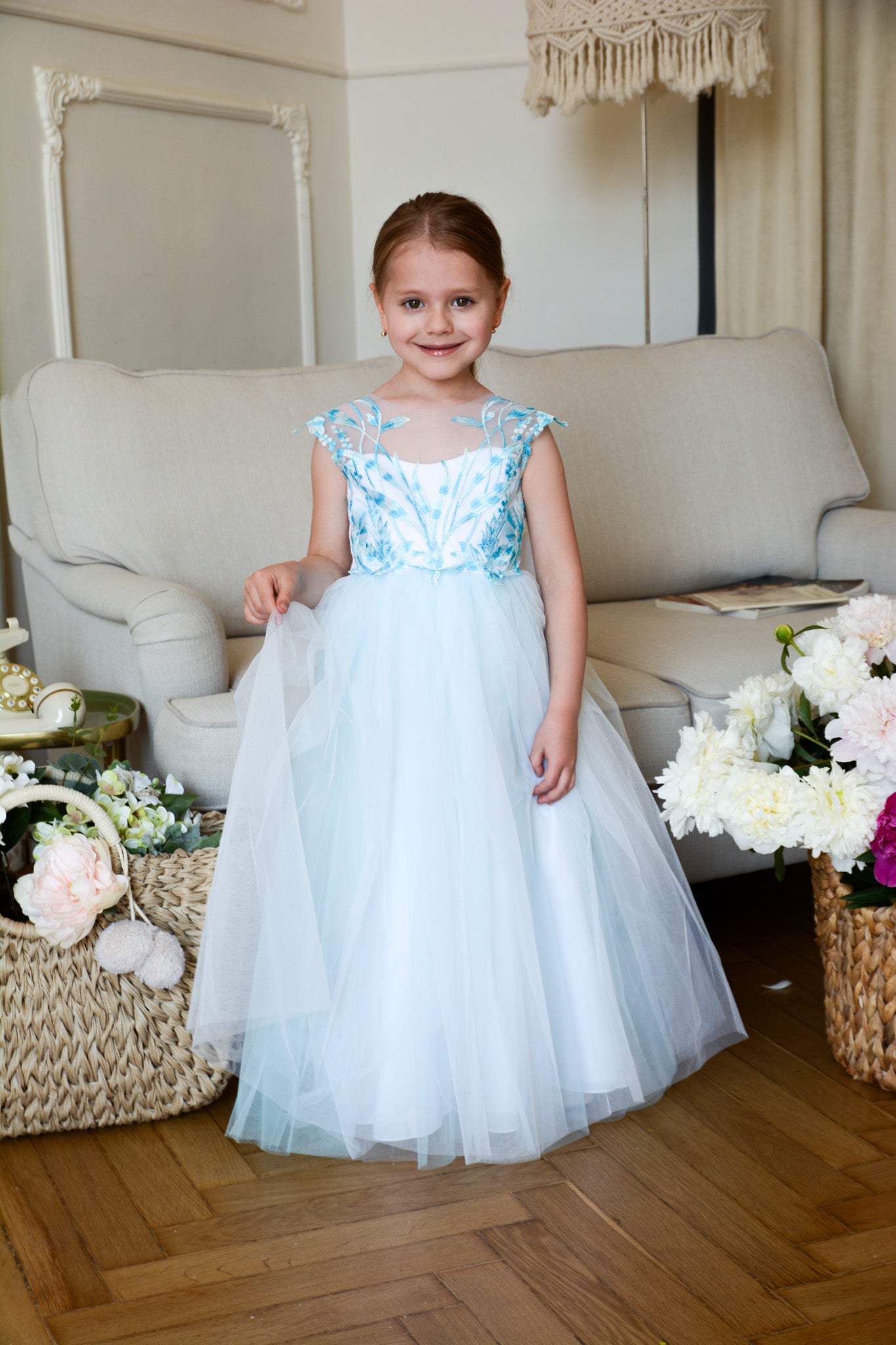 Light Blue Floral Dress 1 year / Without Train