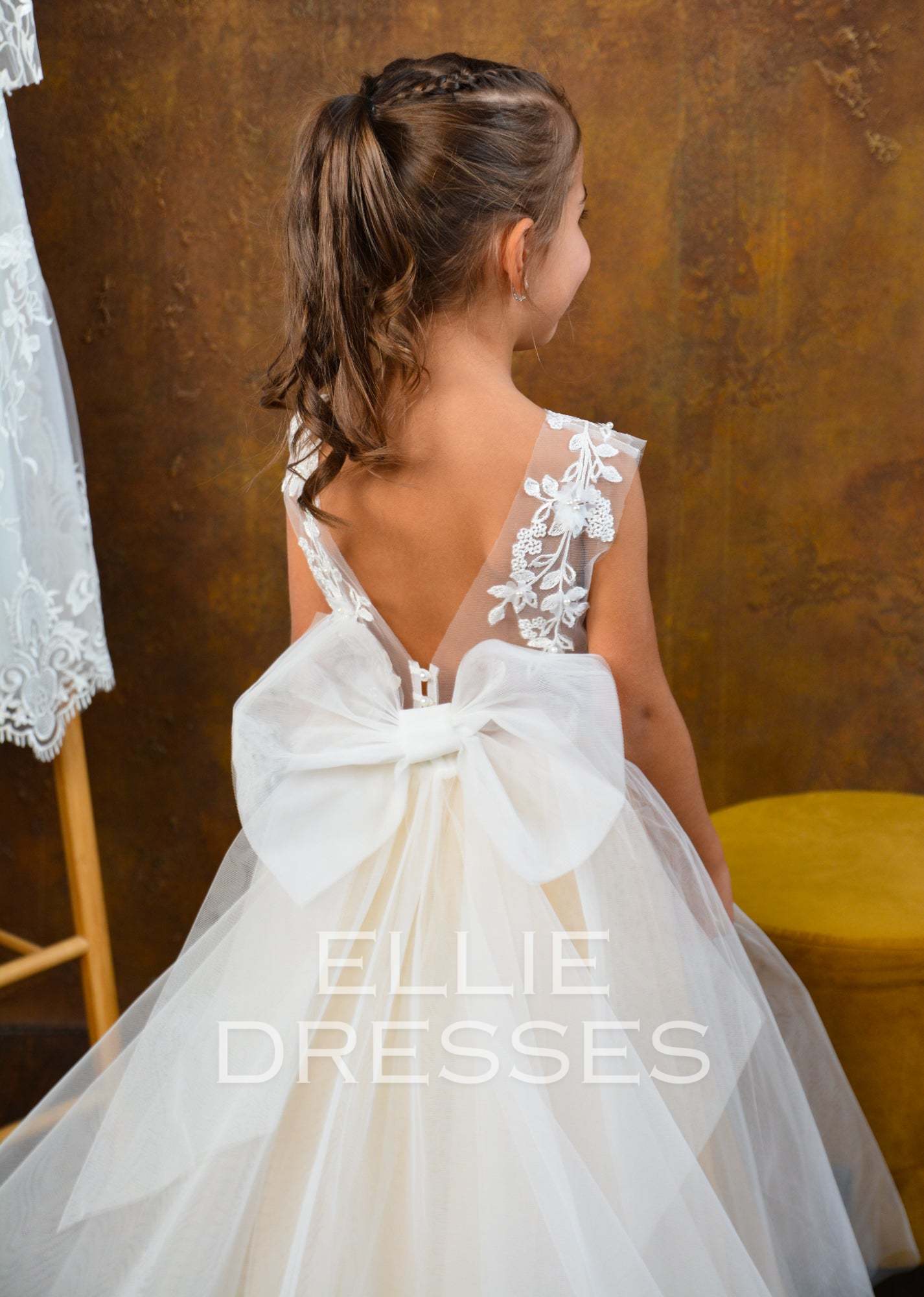 Nude Puffy Girl Dress 4 years / With Train / Ivory+Nude Nude Puffy Girl Dress 4 years / With Train / Ivory+Nude