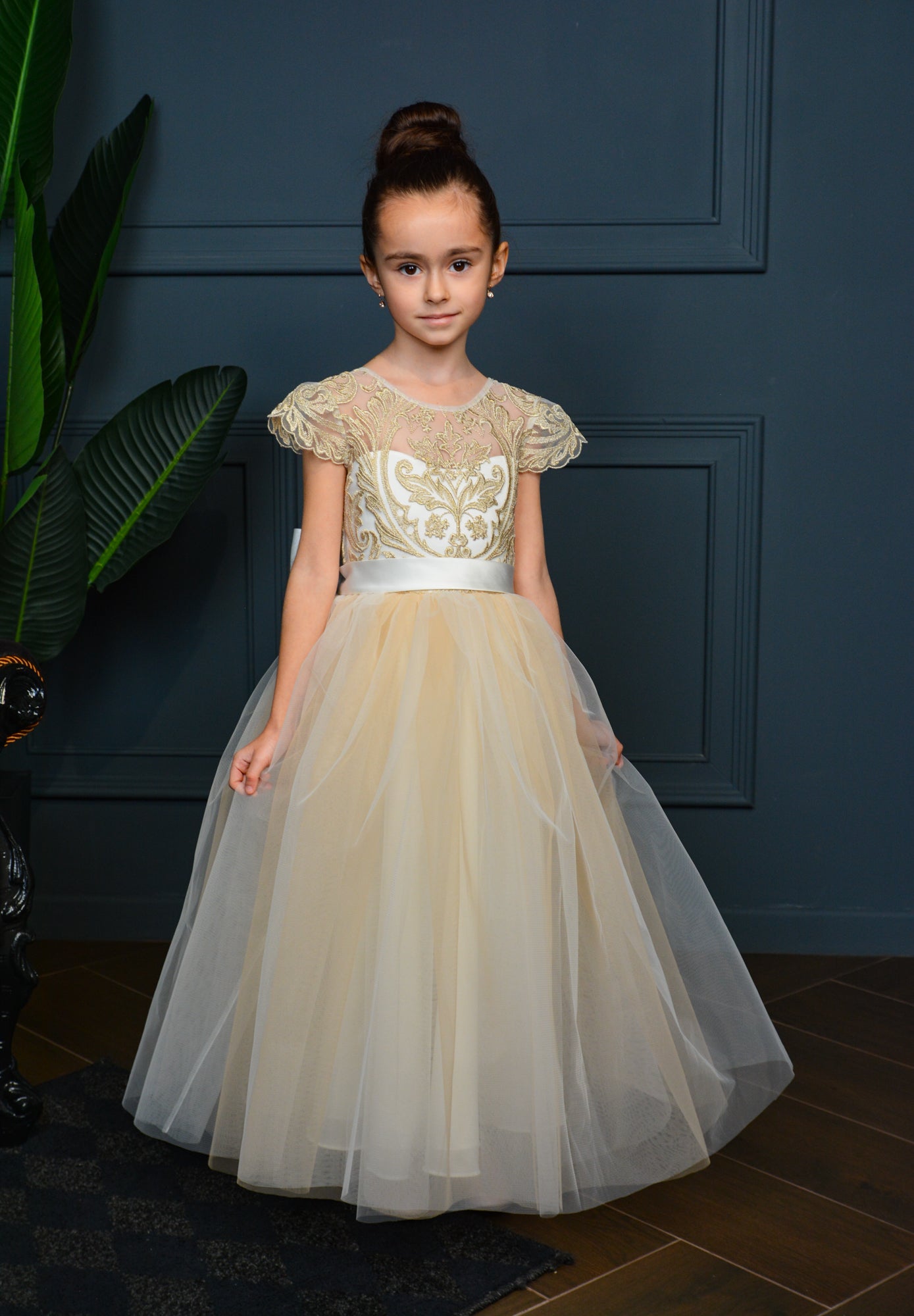 Dress with Satin Bow 1 Year / Gold Dress with Satin Bow 1 Year / Gold