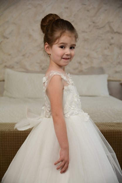 Charming Flower Girl Dress