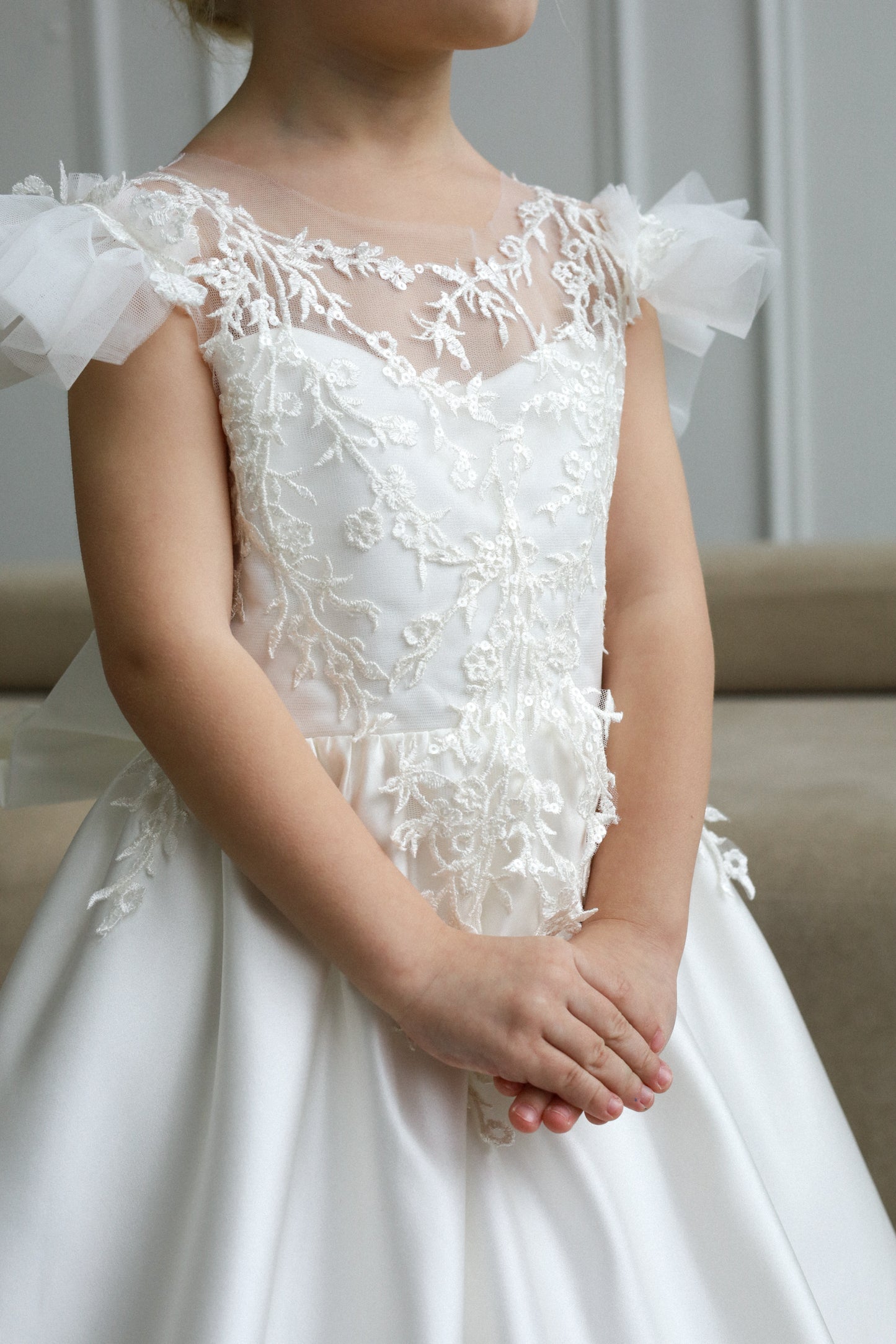 NEW! Puffy Sleeves dress with satin skirt