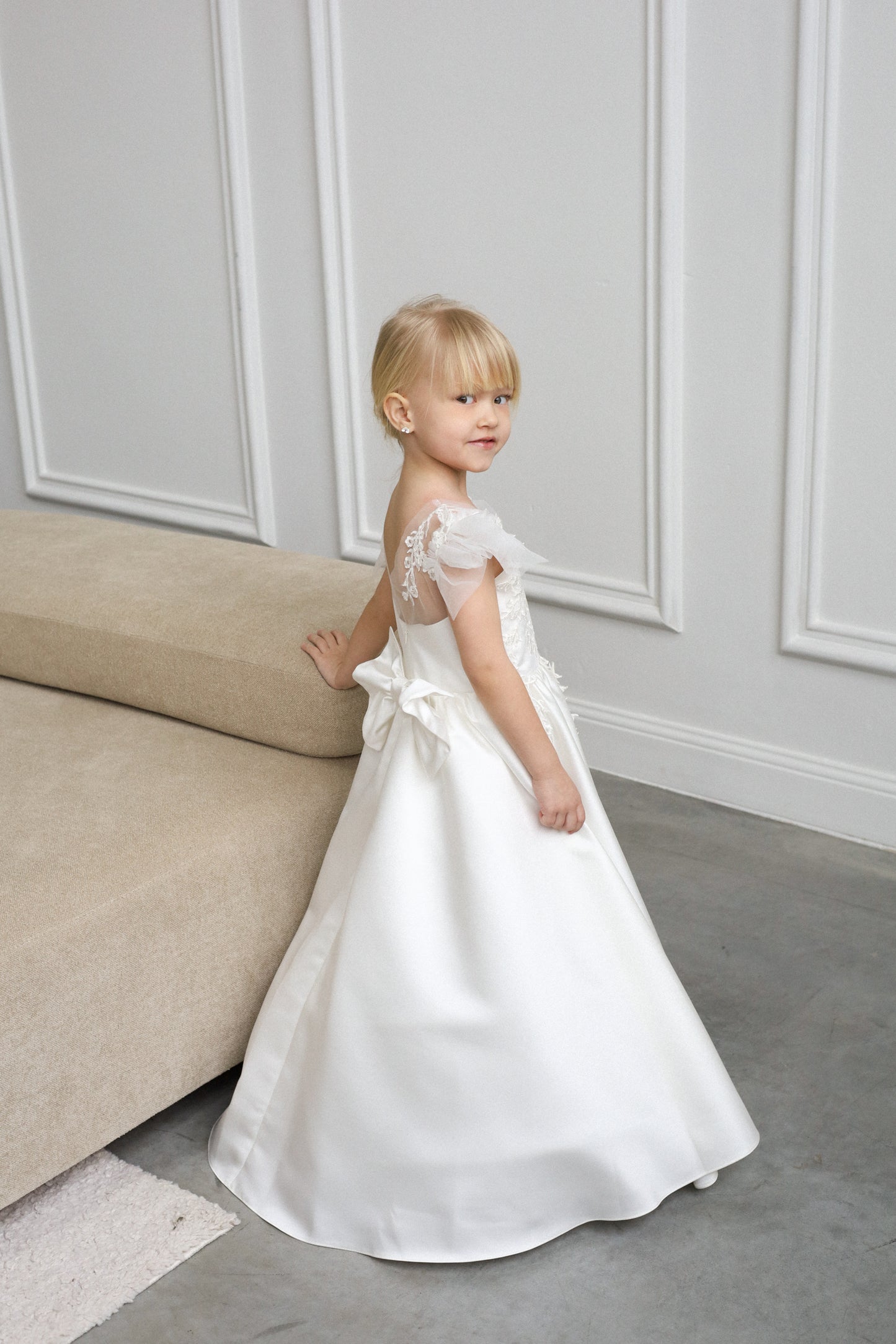NEW! Puffy Sleeves dress with satin skirt