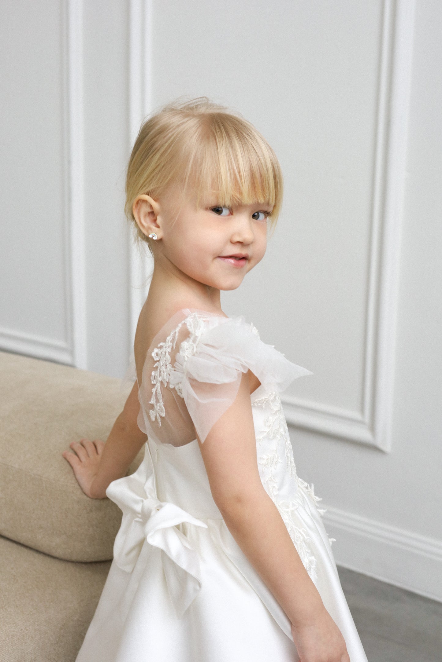 NEW! Puffy Sleeves dress with satin skirt