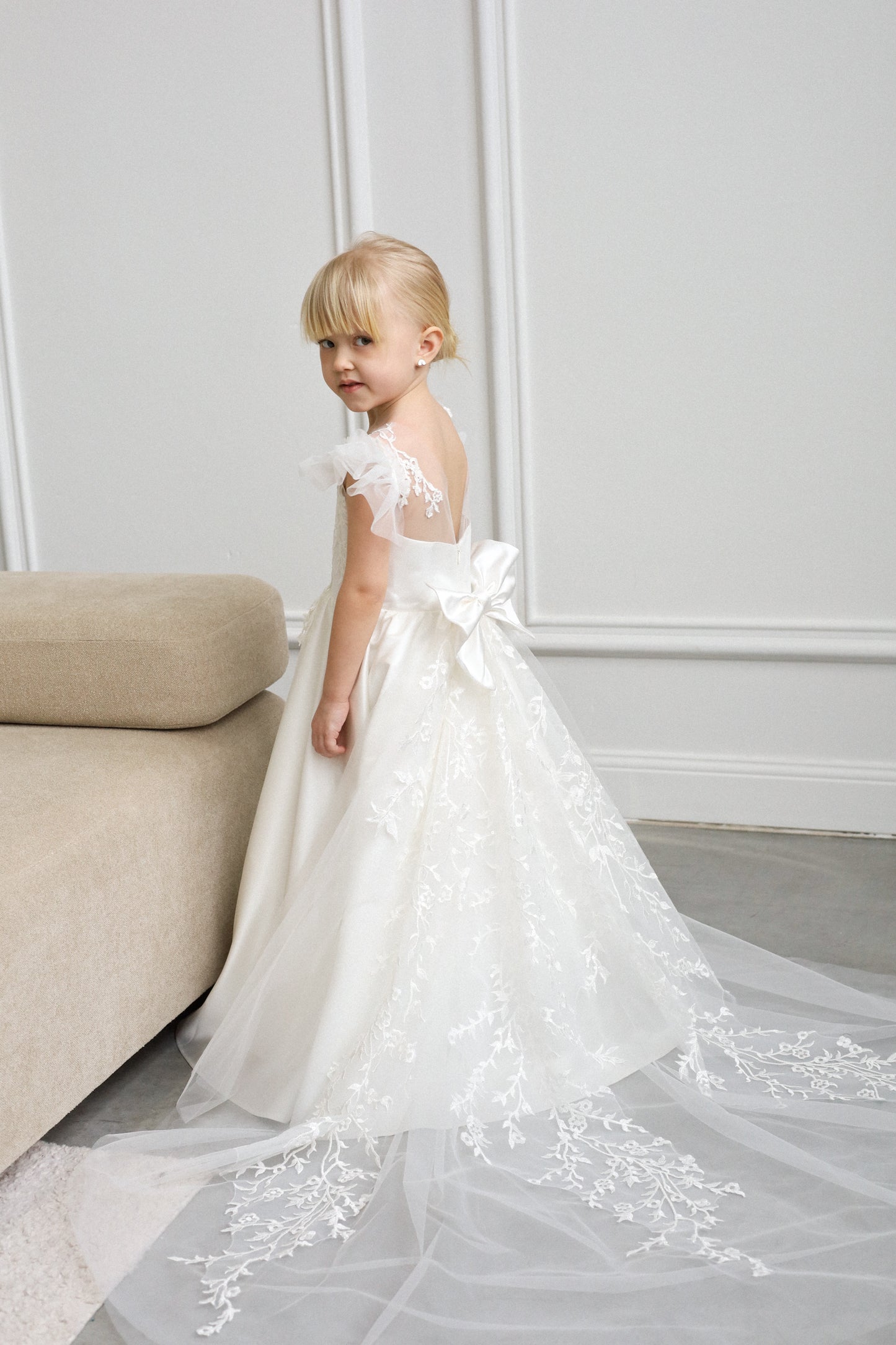 NEW! Puffy Sleeves dress with satin skirt