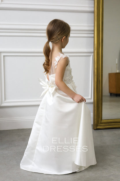 NEW! Classy satin dress