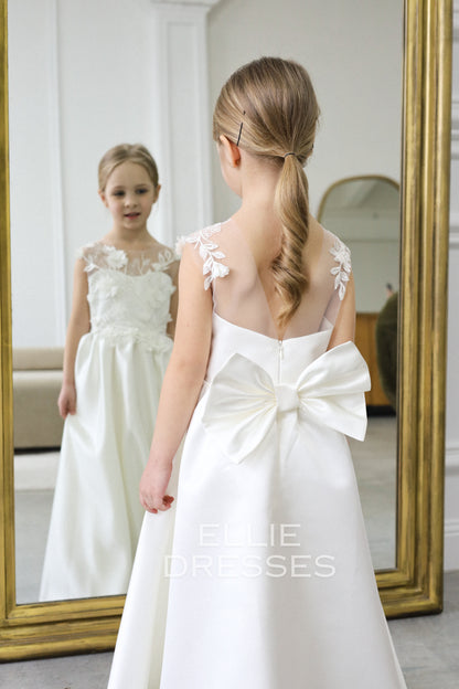 NEW! Classy satin dress