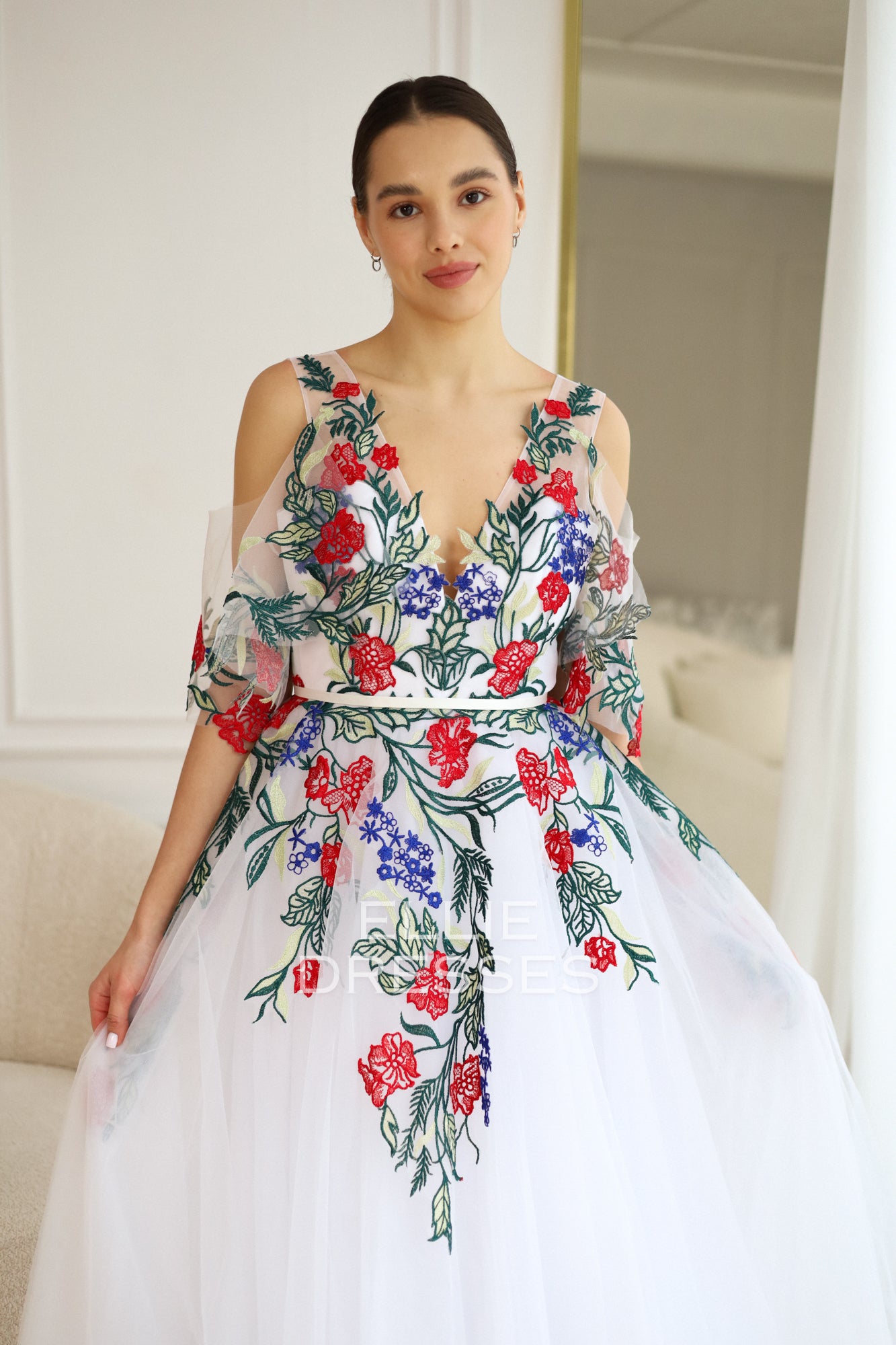 Colored Wedding Dress with Extra Sleeves 0 / White / Sleeveless Colored Wedding Dress with Extra Sleeves 0 / White / Sleeveless