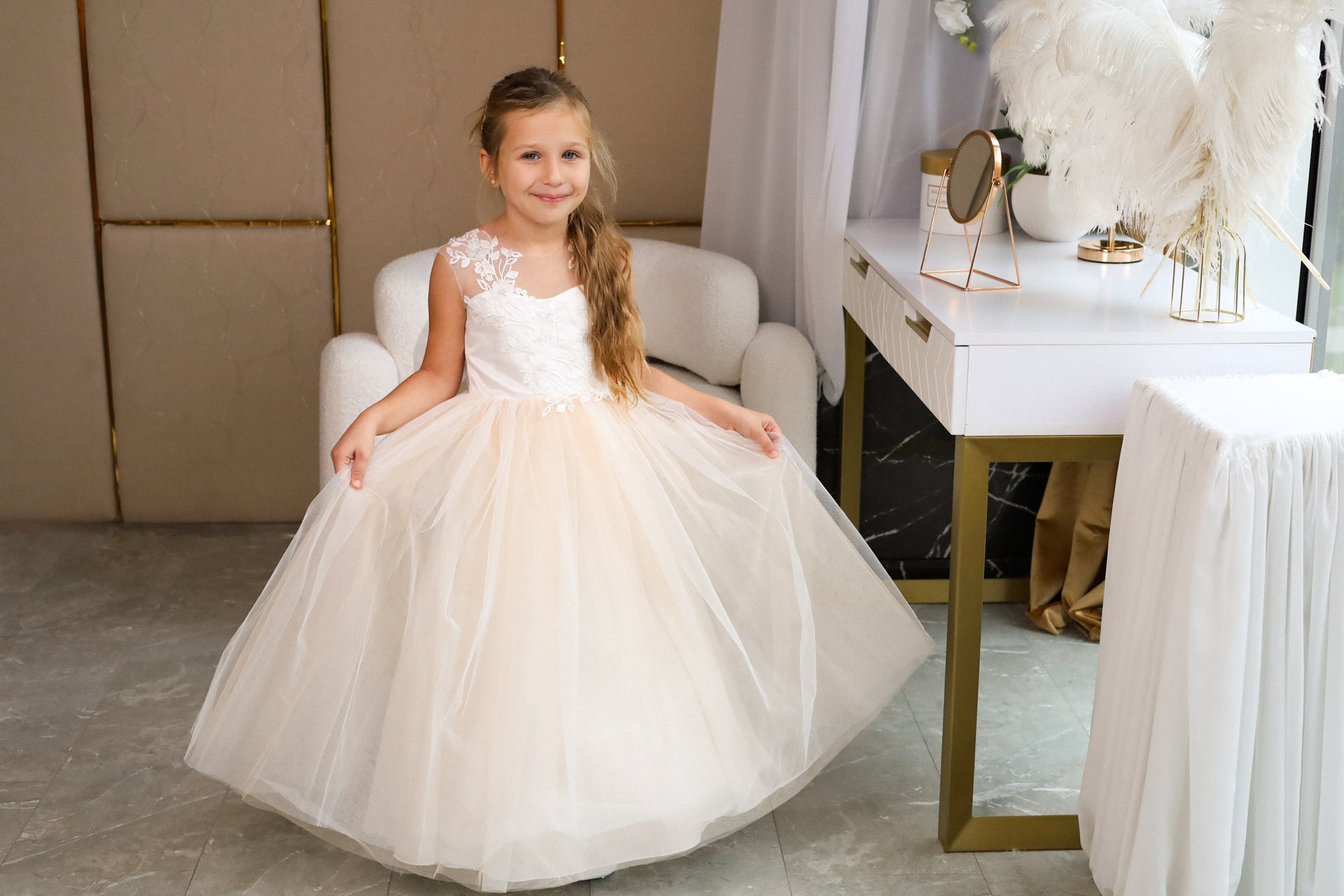 Nude Flower Girl Dress 1.5 years / gold