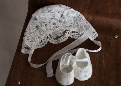 CW14 – Ivory Lace Christening Dress Set, Short Sleeve