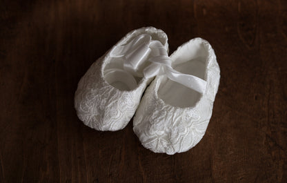 CW14 – Ivory Lace Christening Dress Set, Short Sleeve